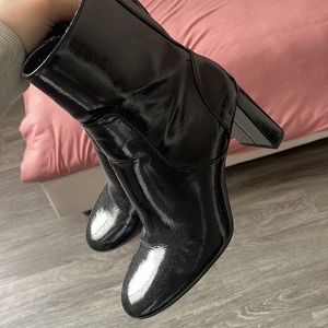 ZARA BOOTIES